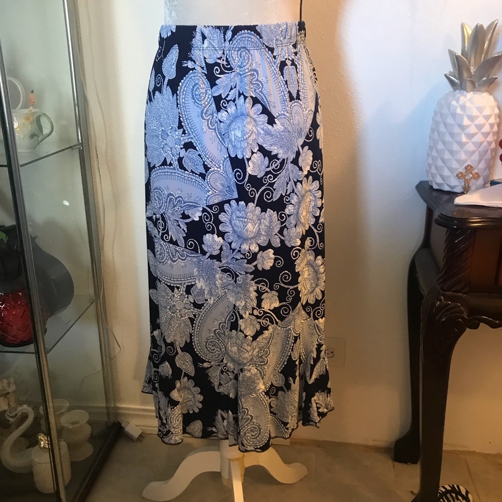 SJS casual floral skirt 🌸🌺🌸🌺🌸